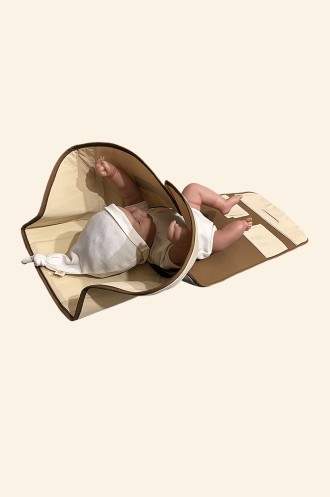 Bebek Bakım / Alt Açma Çantası